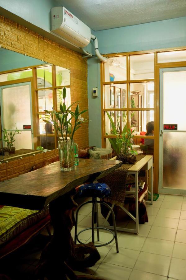 E Transient Hostel Paranaque City Exterior photo
